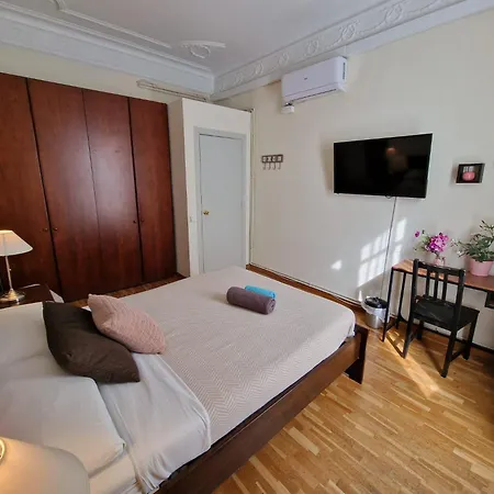 Aribau Bed & Breakfast *